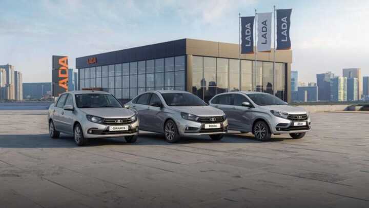 АвтоВАЗ запустил продажи автомобилей Lada на маркетплейсе Мегамаркет