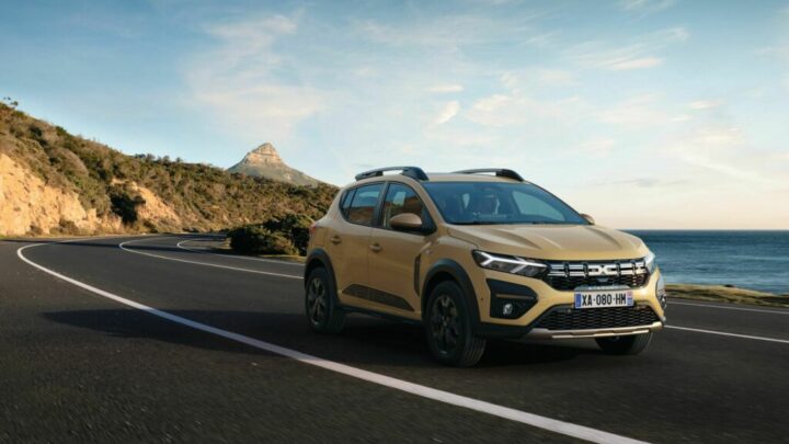 Dacia обновит сразу три модели: Logan, Sandero и Jogger