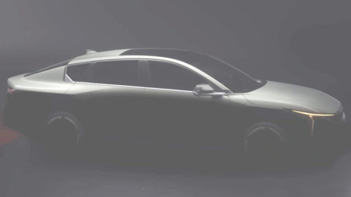 Kia на «туманном» тизере показала новый седан K4